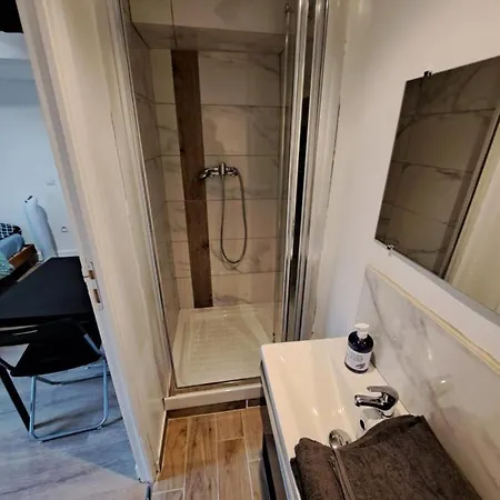 Apartment Studio Centre Ancien Hyeres